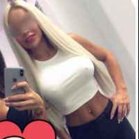 Çekici bir escort Naile