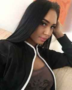 Gecelik Cinsel Görüşme yapan Ukraynal Escort Melis